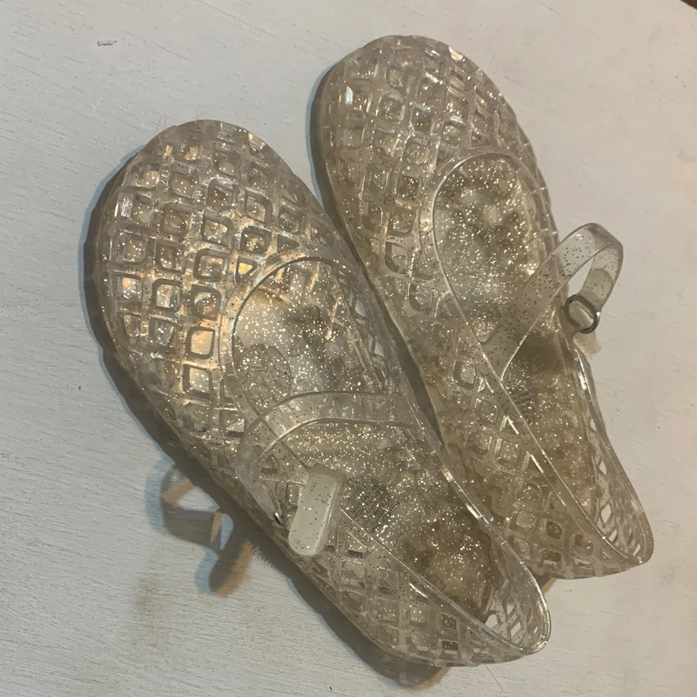 Girls Clear Gold Glitter Jelly Mary Jane Sandals with Adjustable Strap - Picture 1 of 2